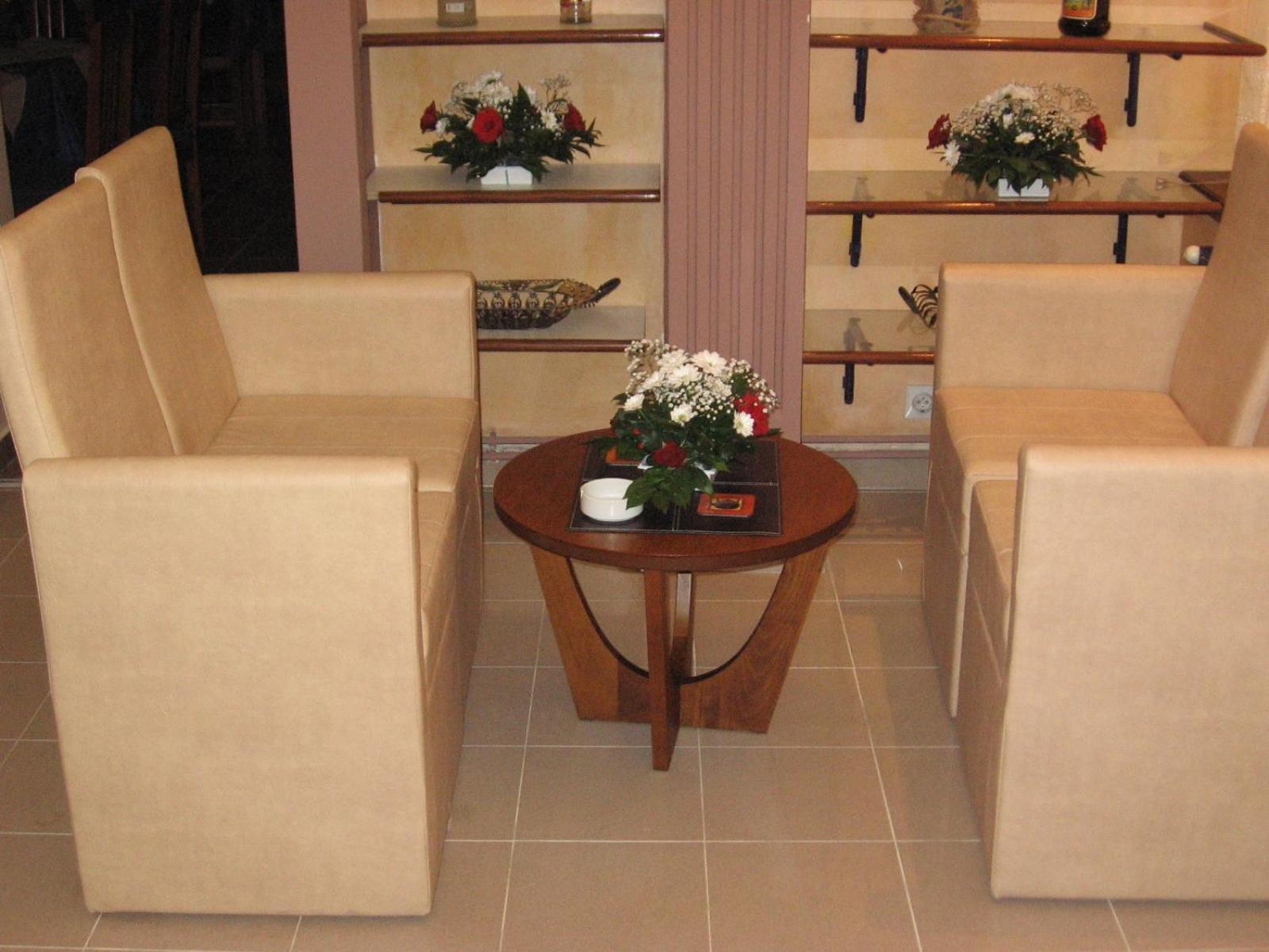 Hotel Tehnograd Kraljevo Zewnętrze zdjęcie